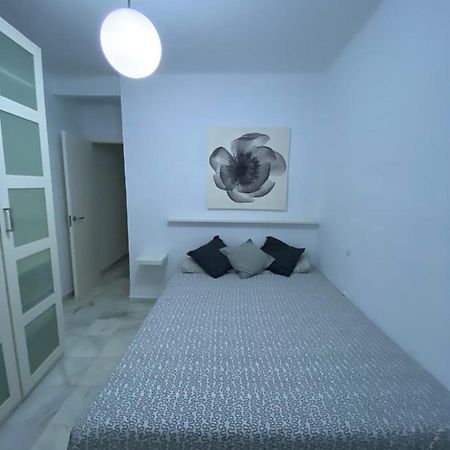 Beautiful Apartment In Historic City Center Seville Exterior photo