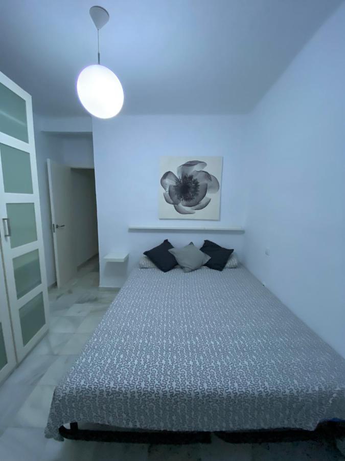 Beautiful Apartment In Historic City Center Seville Exterior photo