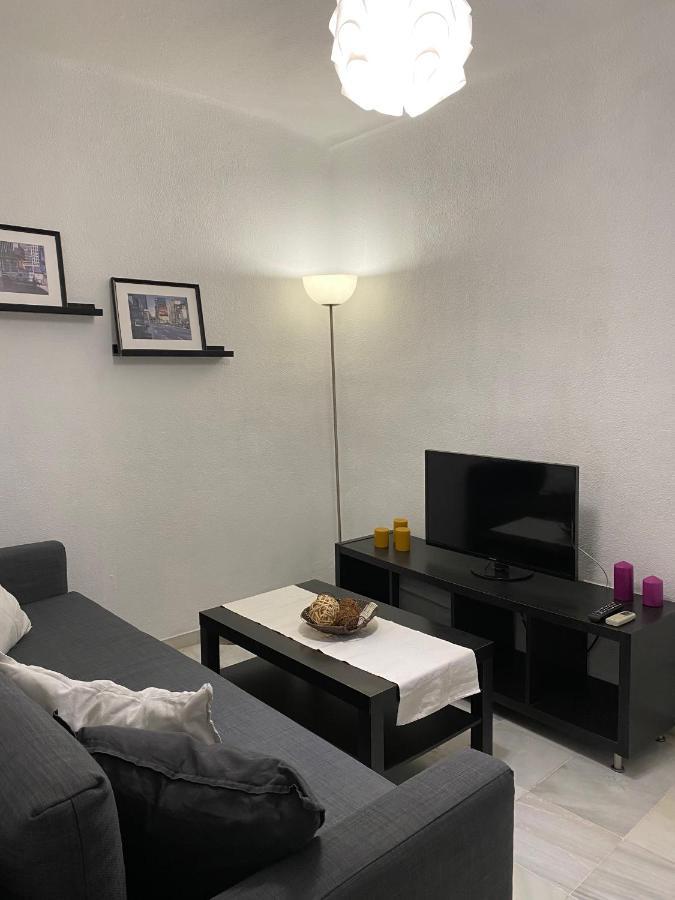 Beautiful Apartment In Historic City Center Seville Exterior photo